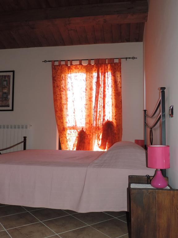 Il Gelso Rosso Apartment Comunanza Ngoại thất bức ảnh
